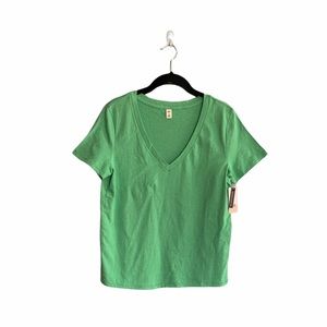 BP Set of 2 Basic V-Neck Short Sleeve Tee Shirts NWT Size XSmall